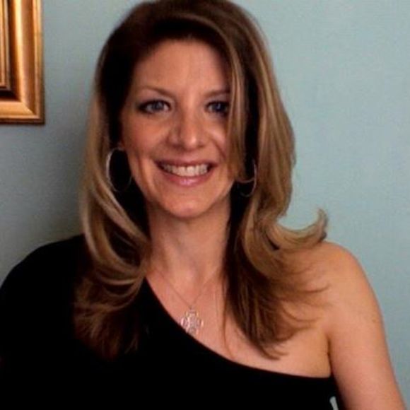 Meet your Posher, Deborah - Picture 1 of 1